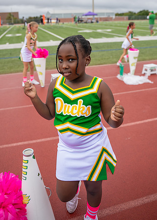 8U Ducks Cheer Sideline-221