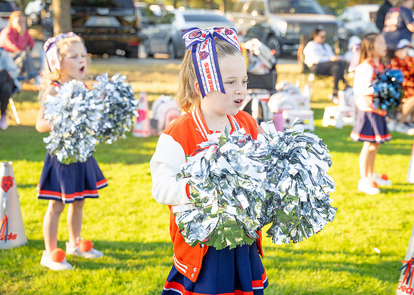 6U Bears Cheer Sideline-80