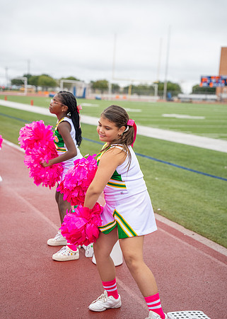 8U Ducks Cheer Sideline-77
