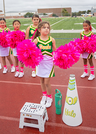 8U Ducks Cheer Sideline-148