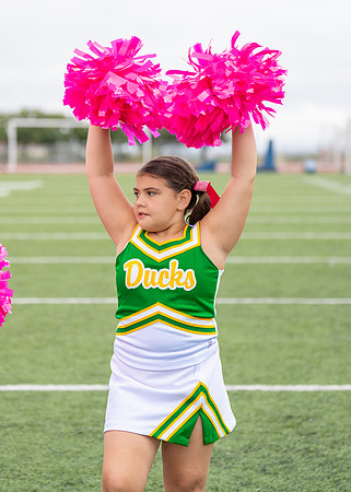 8U Ducks Cheer Sideline-59