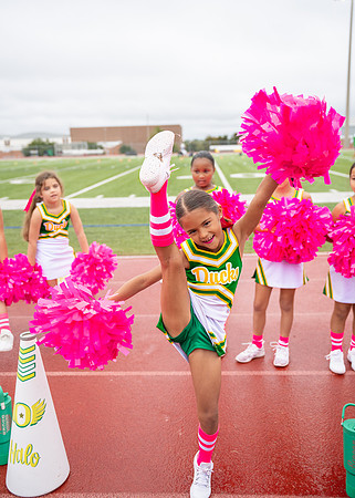 8U Ducks Cheer Sideline-150