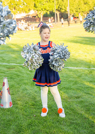 6U Bears Cheer Sideline-46
