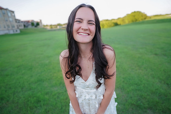 Bella's Senior_-78