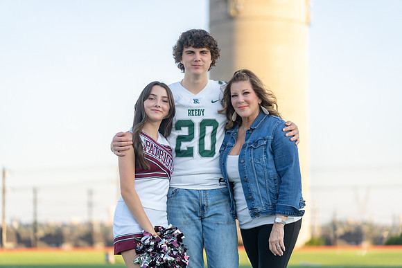 Mom-Senior Cherry-51