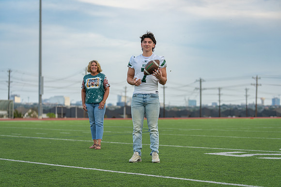 Mom-Senior Sanchez-43