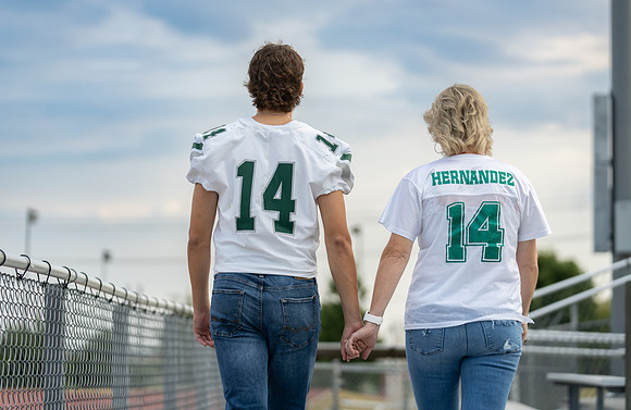 Mom-Senior Hernandez-10