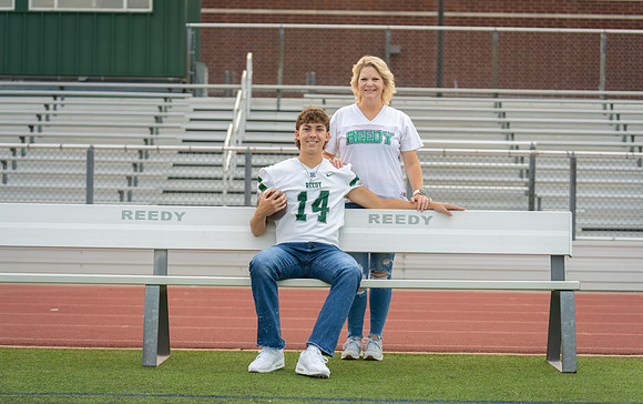 Mom-Senior Hernandez-23