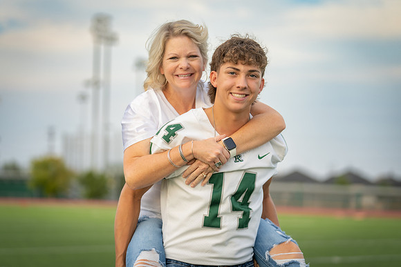 Mom-Senior Hernandez-32
