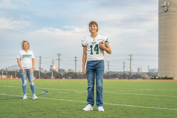 Mom-Senior Hernandez-38