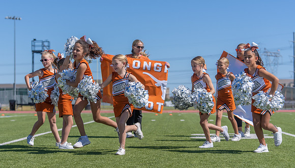 Longhorns Cheer Game Day-28
