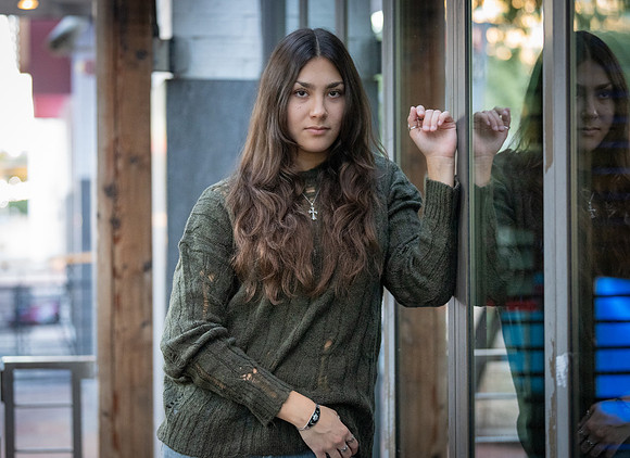 Lauren_-146