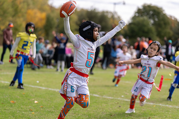 6U Rams Vs. Dolphins-9