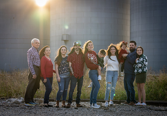 Paredes Family_-46