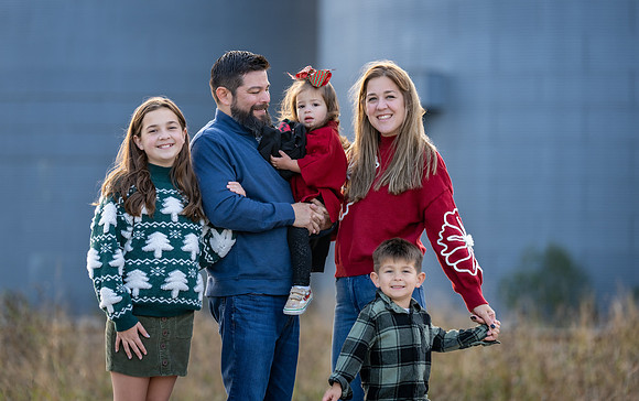 Paredes Family_-83