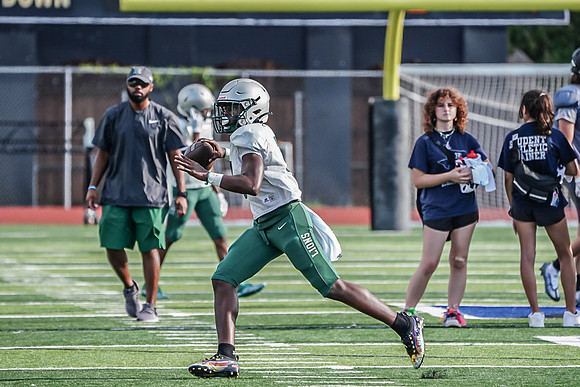 Scrimmage vs. Hebron-28