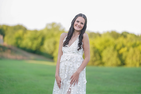 Bella's Senior_-54