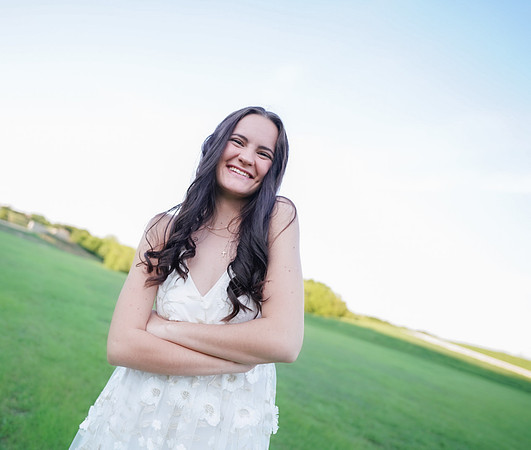 Bella's Senior_-75