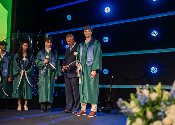 Baccalaureate 2025-196