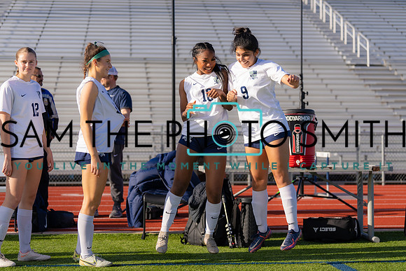 Vs. Independence_-13