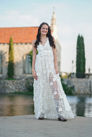 Bella's Senior_-6