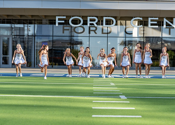 Longhorns Cheer-52