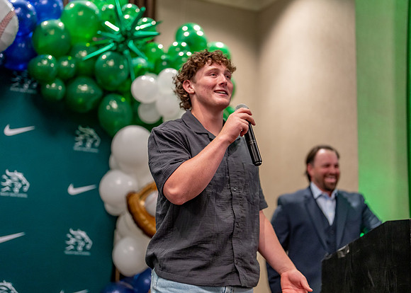 Banquet-64