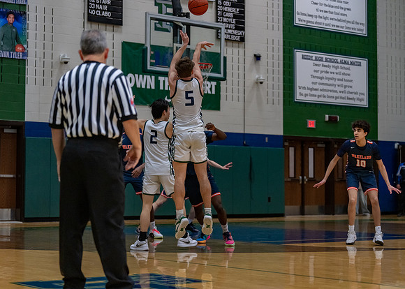 Vs. Wakeland-71