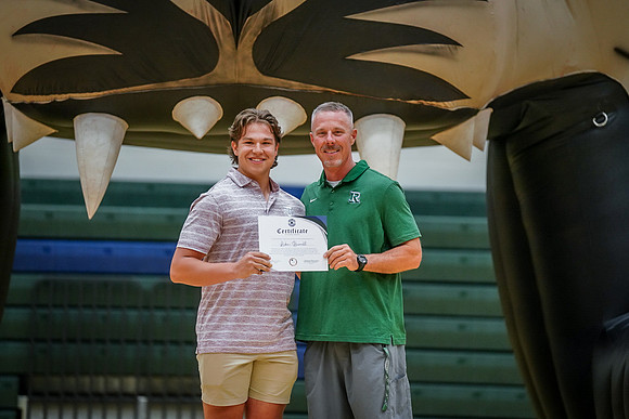 2022 Scholarship Night-28