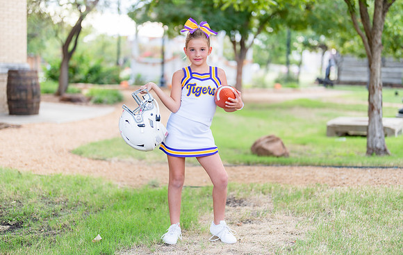 8U Tigers Cheer & Football-14