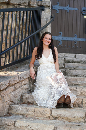 Bella's Senior_-31
