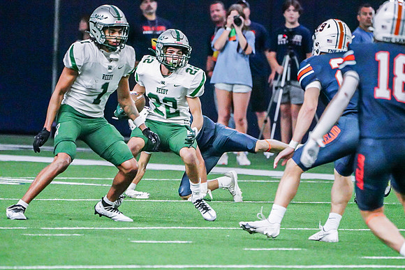 Vs. Wakeland_-293