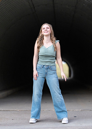 Maddie-185