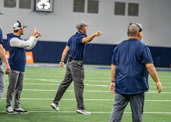 Vs. Wakeland-369