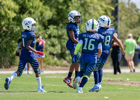 Longhorns vs. Seahawks-200